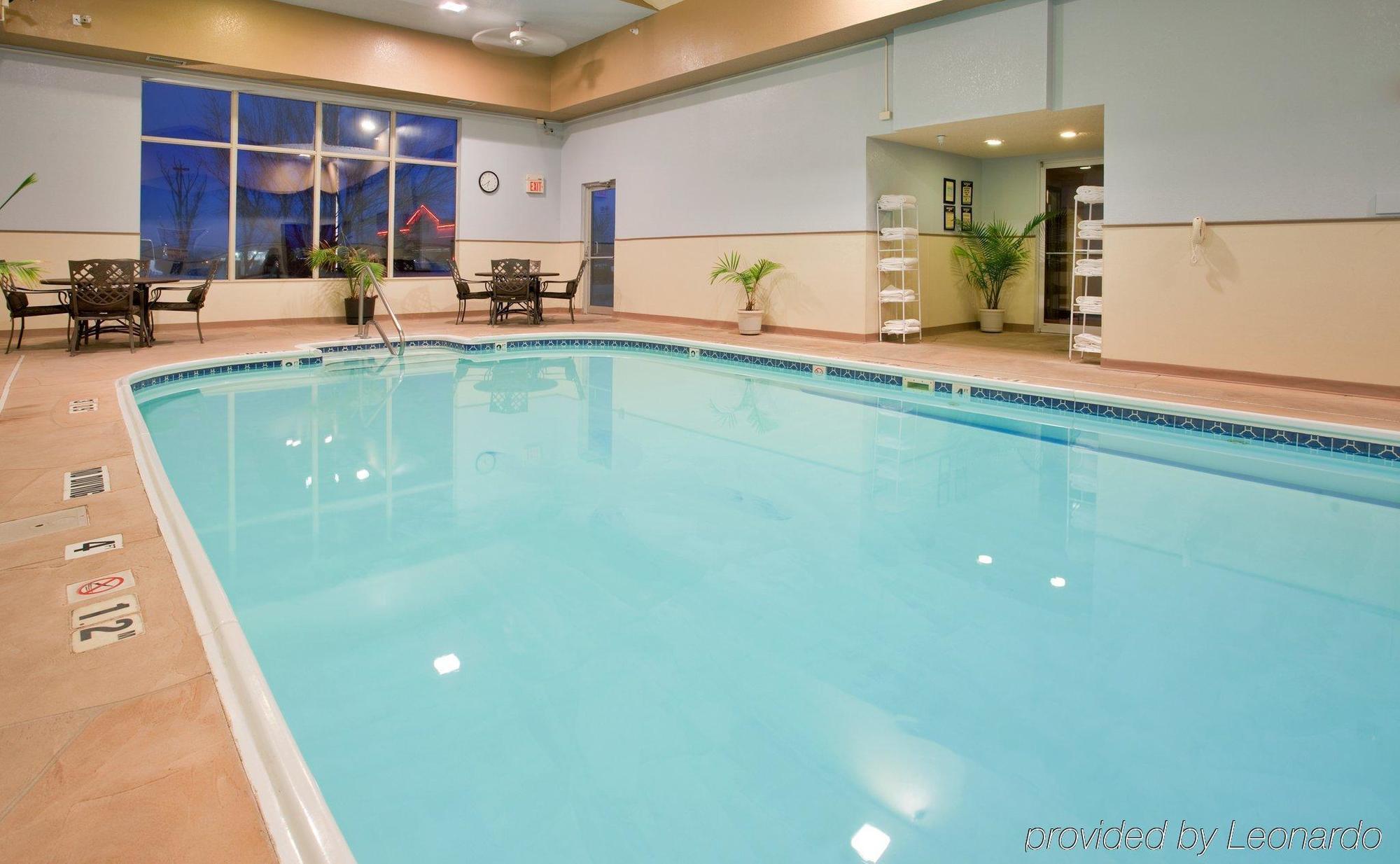Seasons Inn & Suites Highland المرافق الصورة