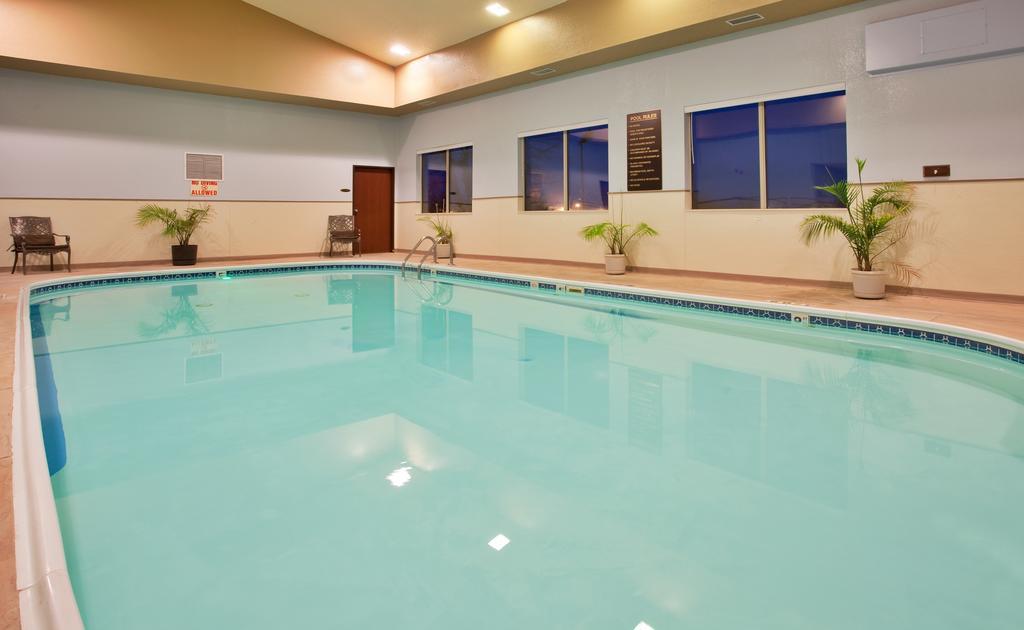 Seasons Inn & Suites Highland المظهر الخارجي الصورة