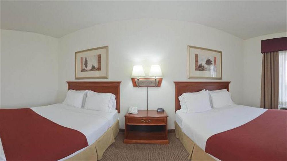 Seasons Inn & Suites Highland المظهر الخارجي الصورة